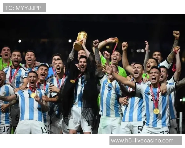 足球明星的英文名字与成就解析让我们一起了解他们的辉煌历程与影响力