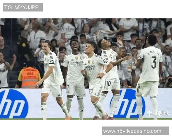 皇马与国米激战正酣谁将在这场巅峰对决中笑到最后